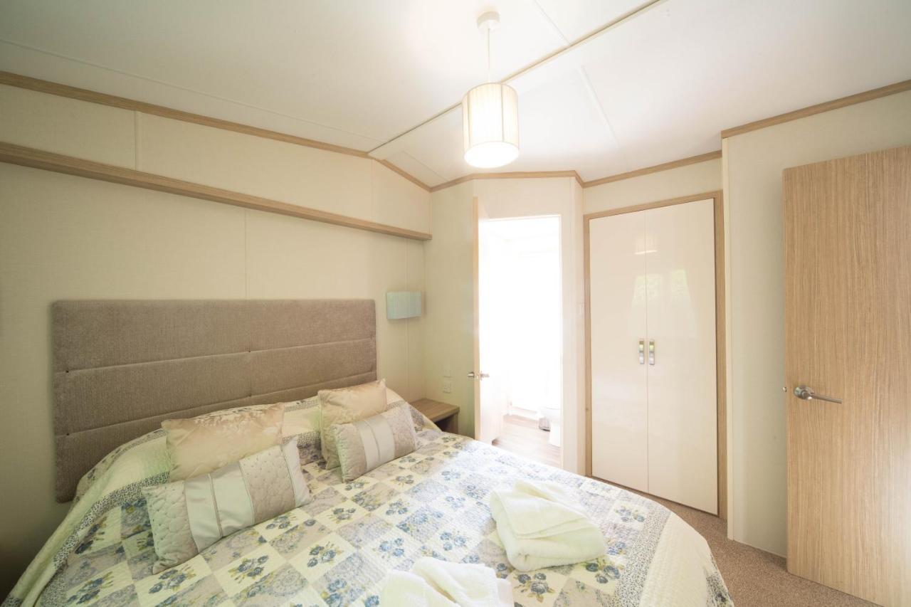 סוואנאייג' Willow Lodge מראה חיצוני תמונה
