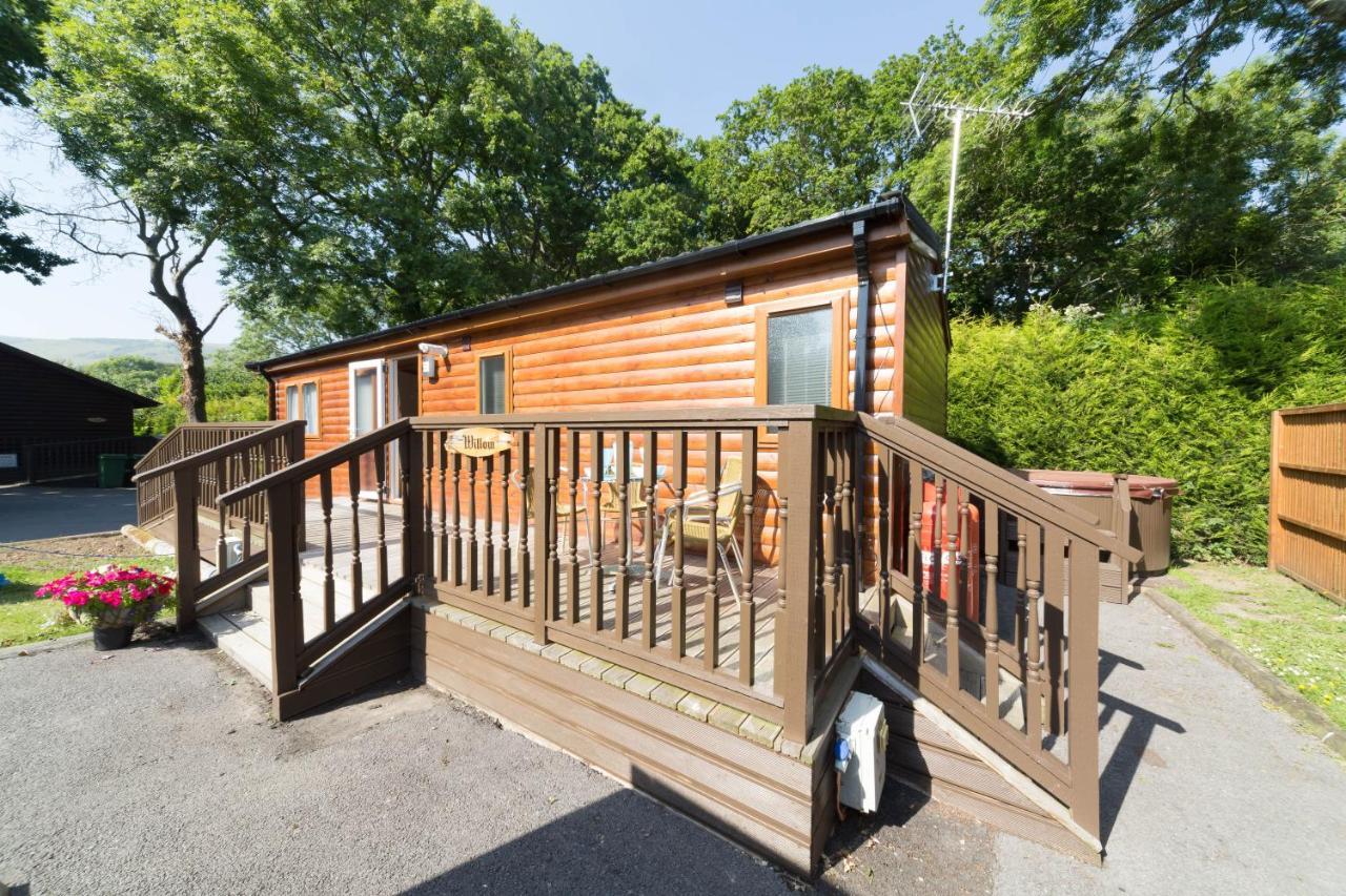 סוואנאייג' Willow Lodge מראה חיצוני תמונה