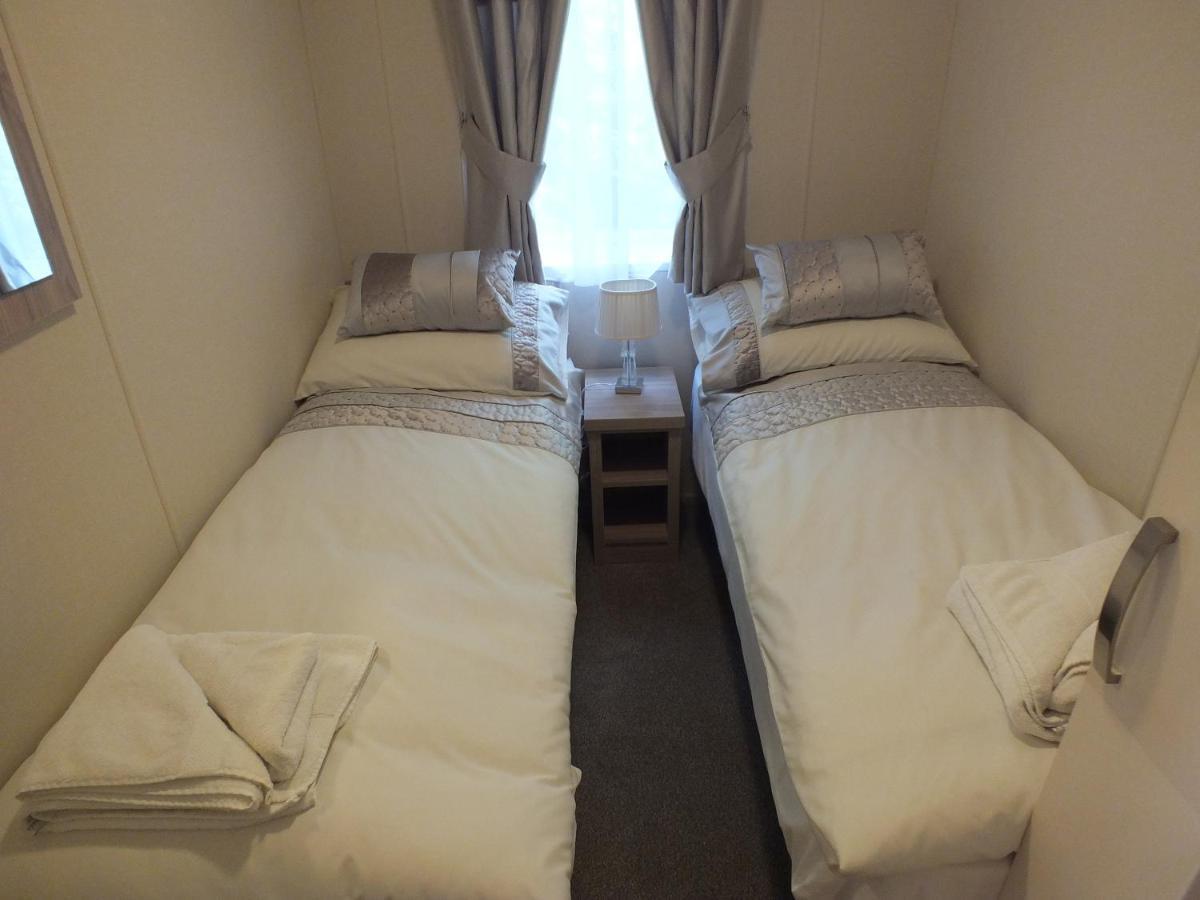 סוואנאייג' Willow Lodge מראה חיצוני תמונה